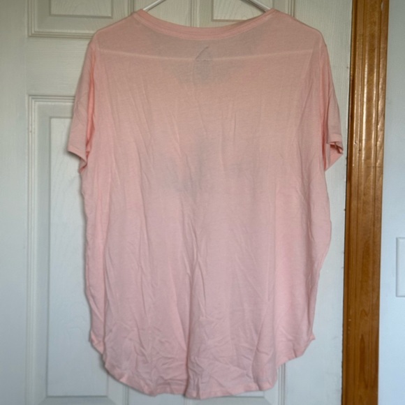 🛍️ Super adorkable soft pink and sparkly panda tee/night shirt. New with tags. - Picture 6 of 6